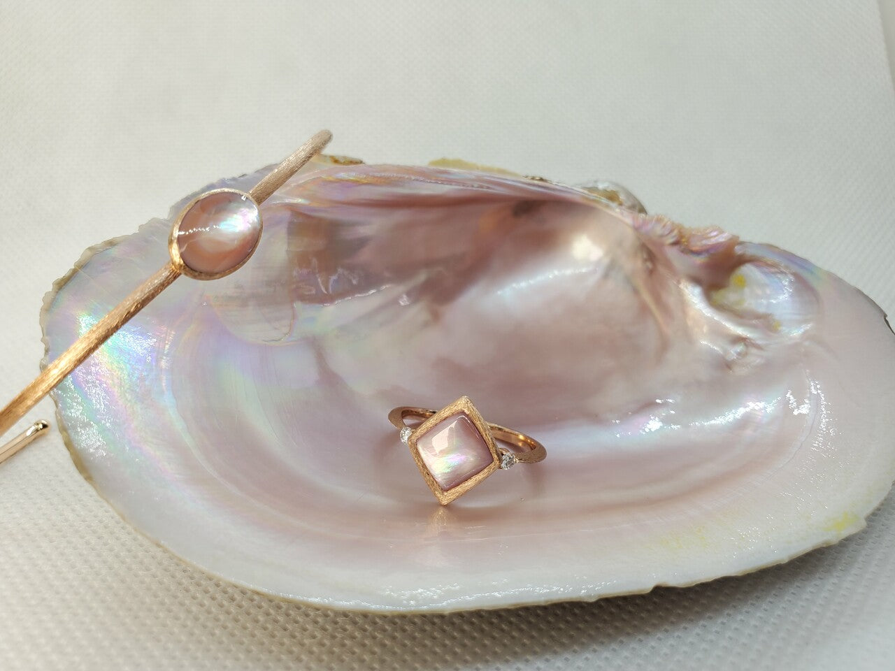 Kabana Pink Mother of Pearl Ring with Diamonds