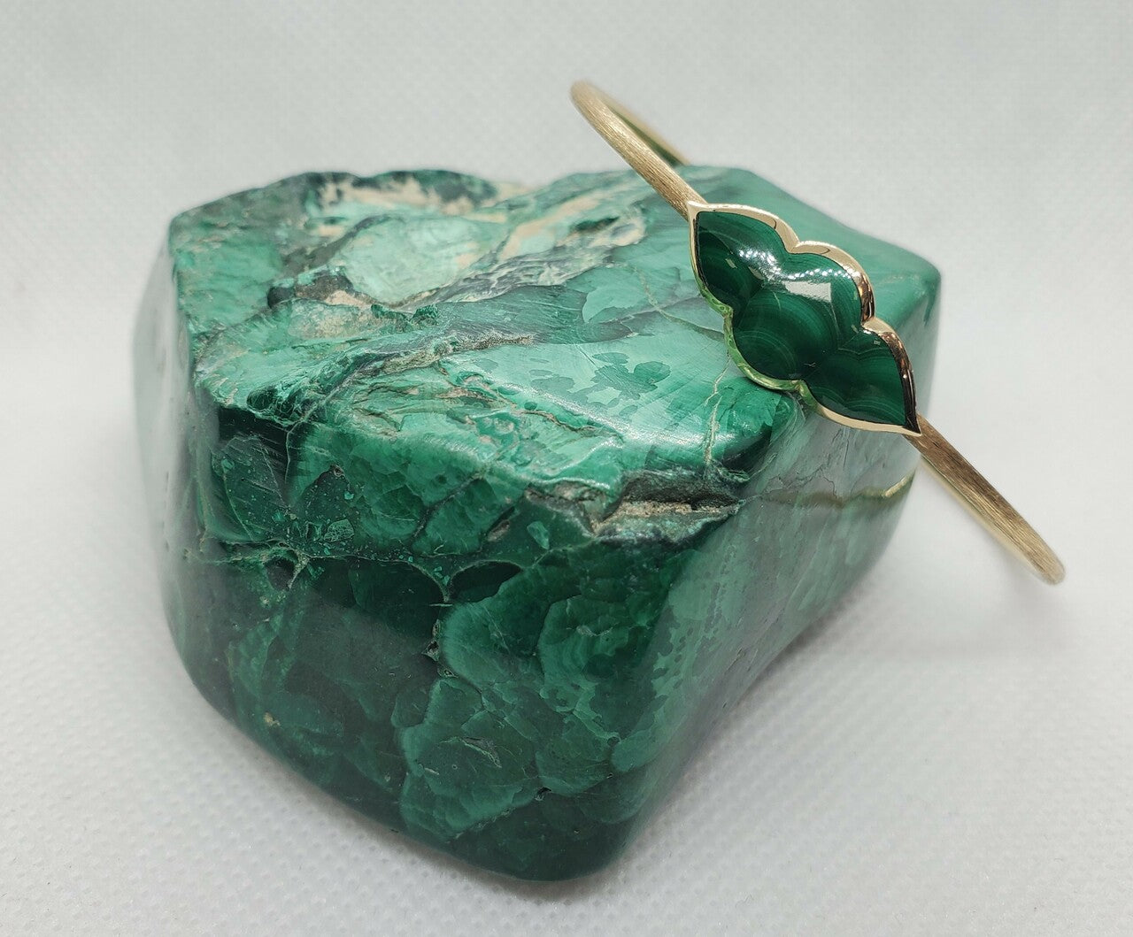 Kabana Gold Bangle with Malachite
