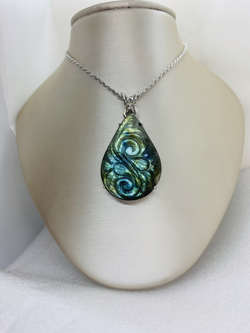 Custom Made Sterling Silver Labradorite Pendant