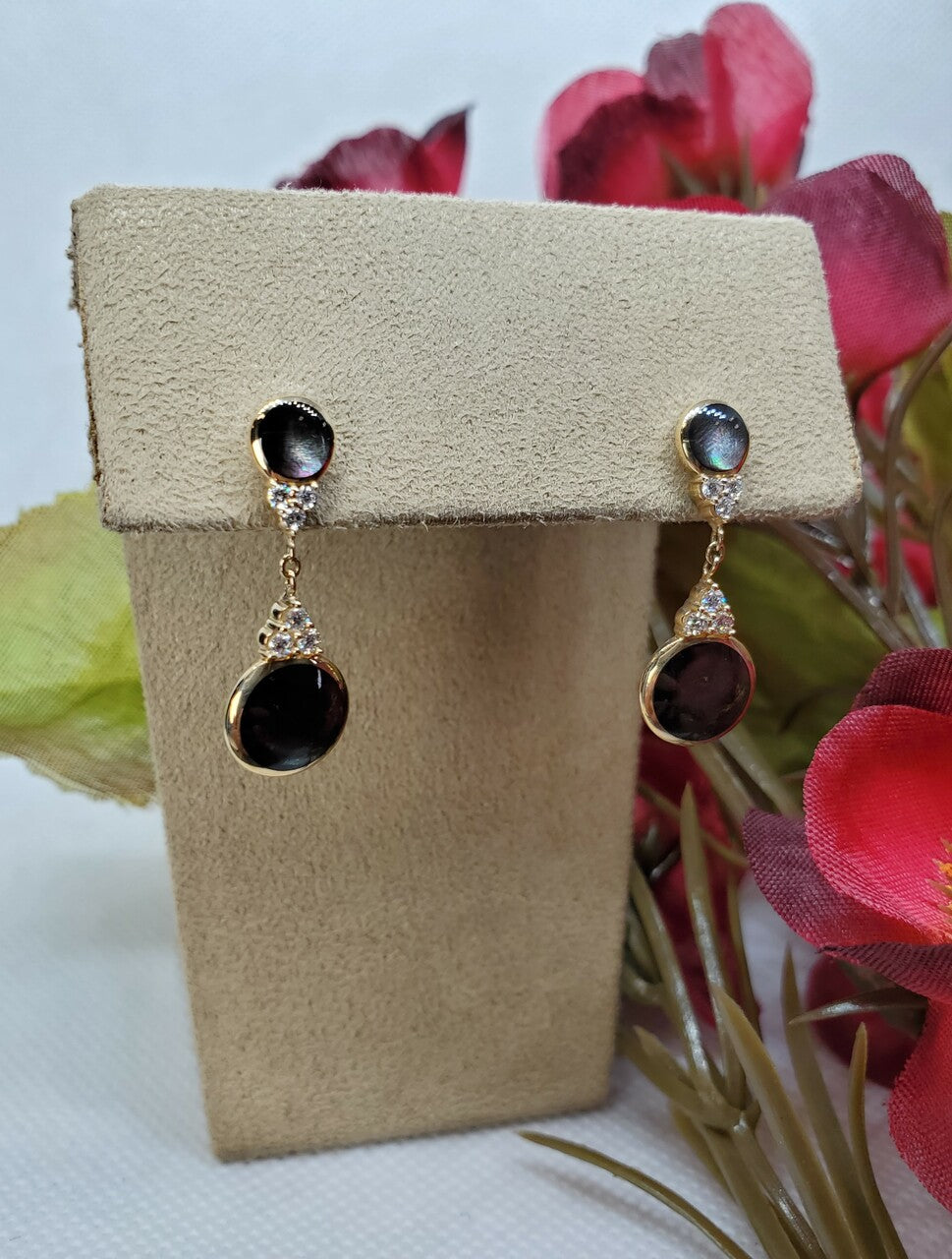 Kabana Round Black Mother of Pearl Earrings with Diamonds
